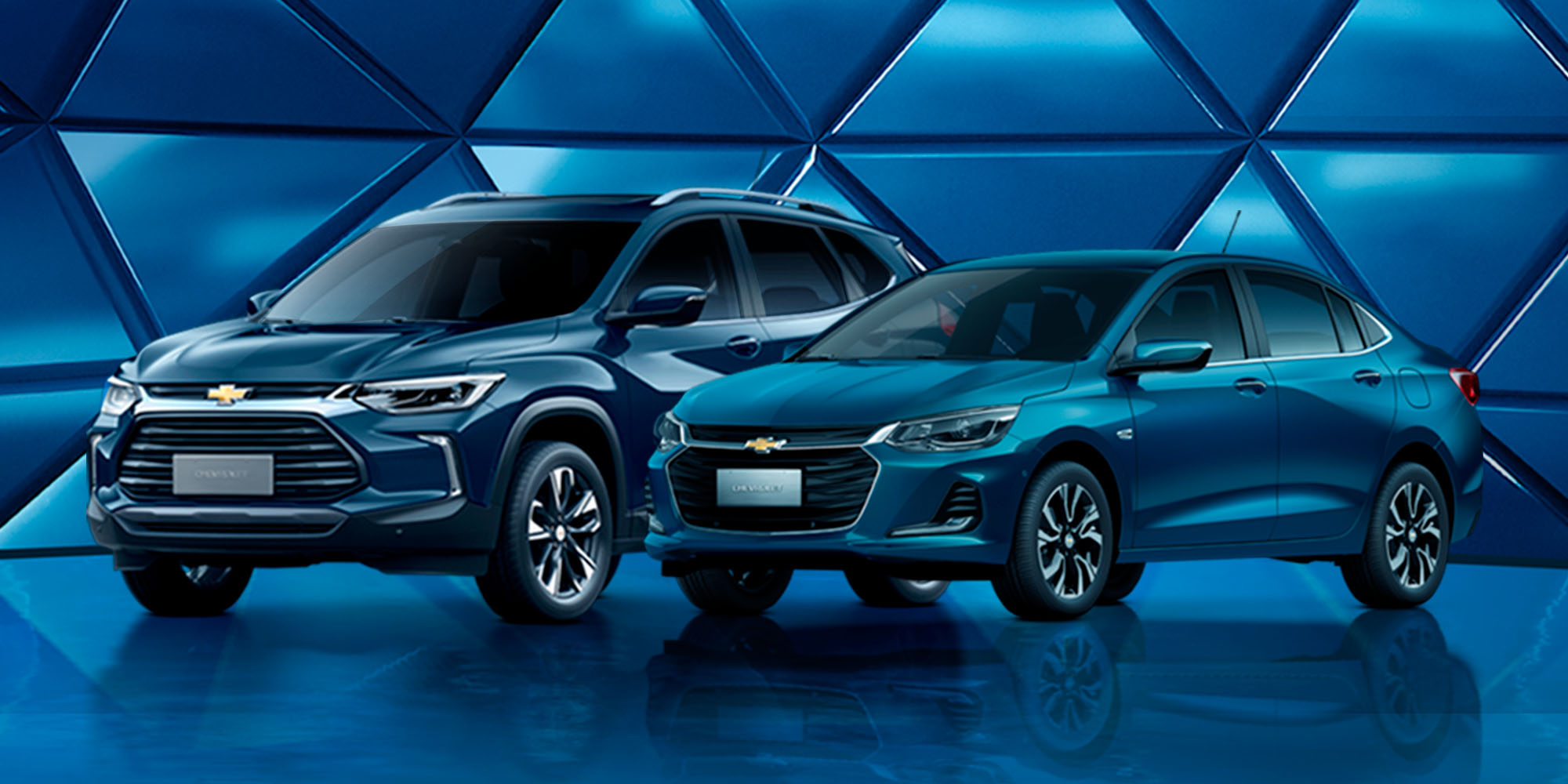 Chevrolet Tracker y Onix Plus